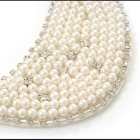White Simulated Pearl Clear Crystal Felt Peter Pan Collar Necklace - Picture 4 of 7